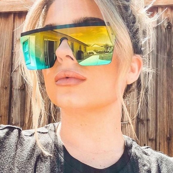 Quay Australia Hindsight Rainbow / Matte Black - Picture 2 of 8